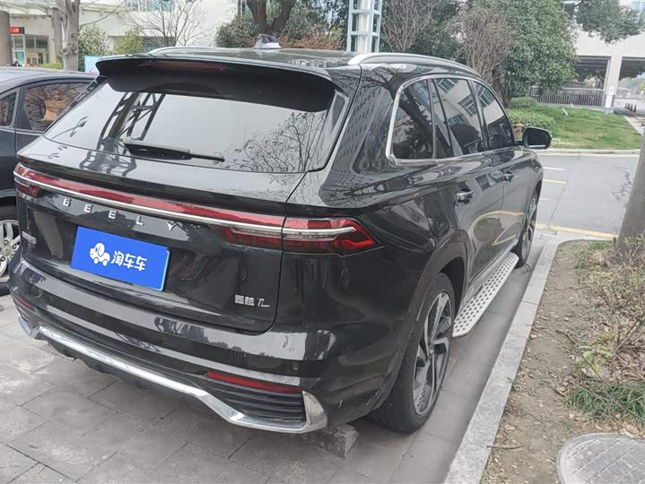 Фото 3 - Geely Monjaro