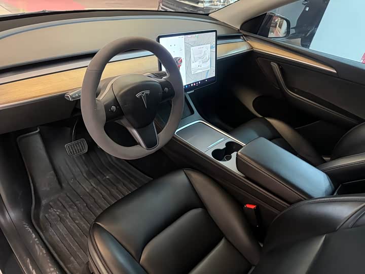 Фото 5 - Tesla Model Y