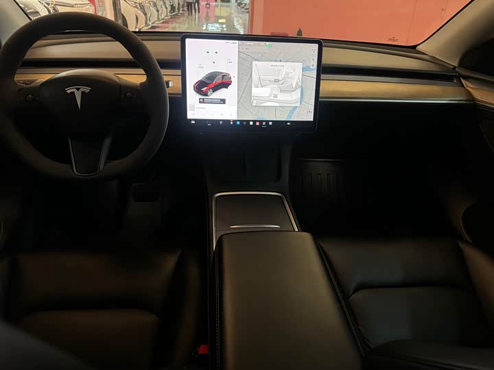 Фото 6 - Tesla Model Y