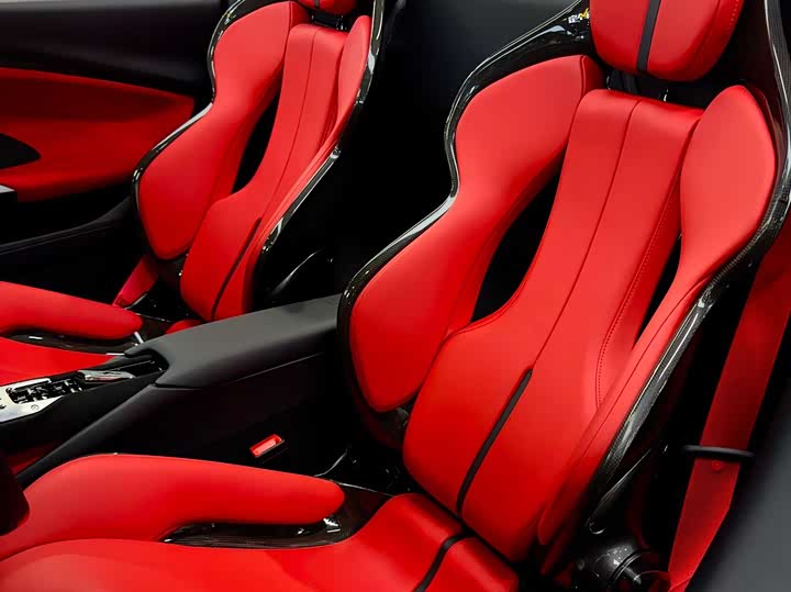 Фото 5 - Ferrari 296