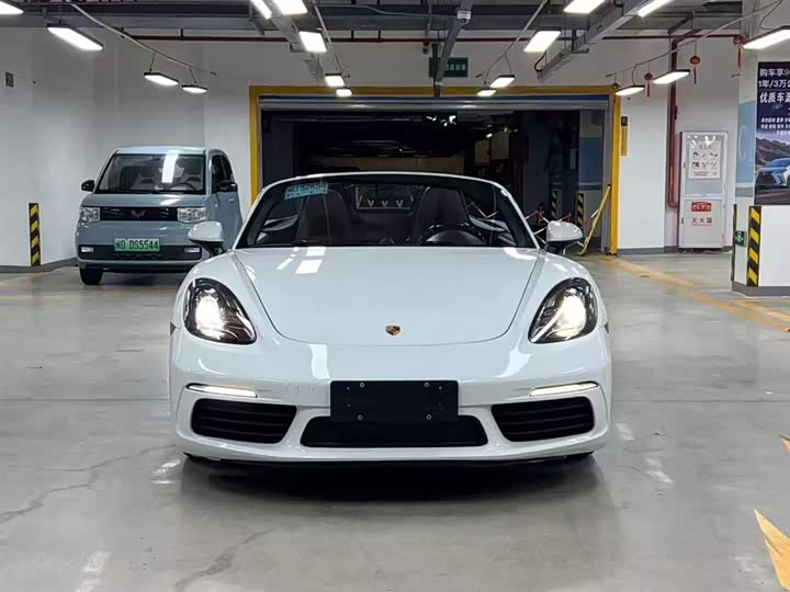 Фото 3 - Porsche 718