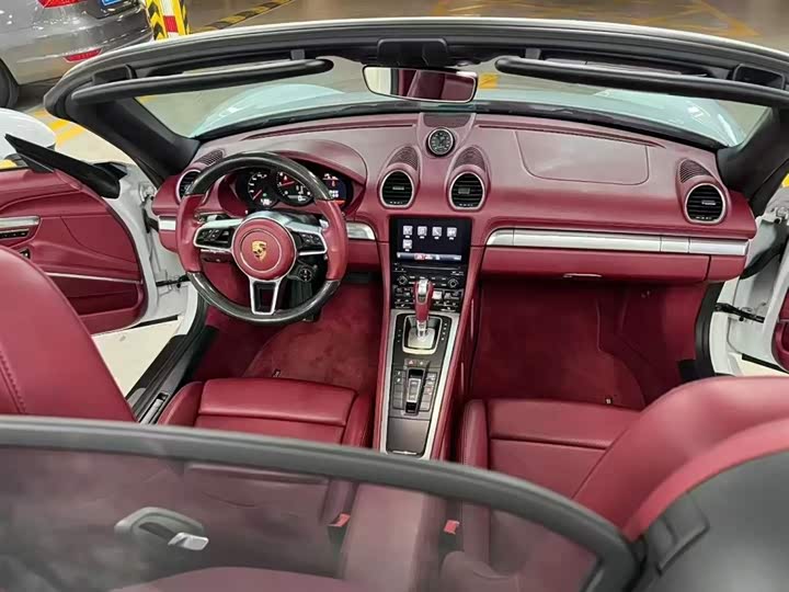 Фото 4 - Porsche 718