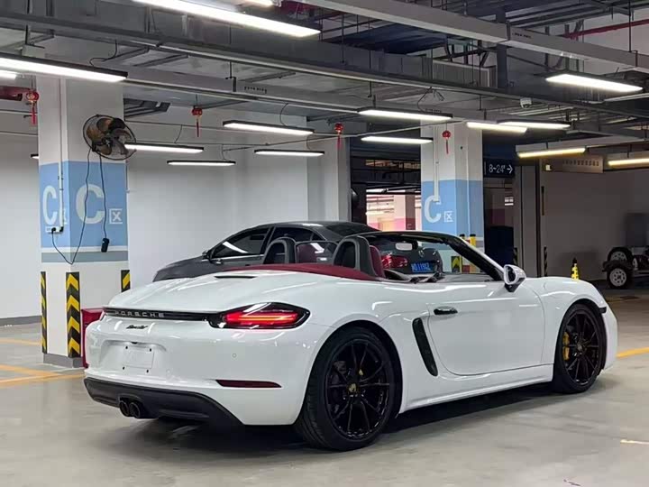 Фото 5 - Porsche 718