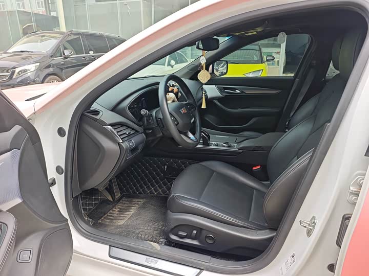 Фото 4 - Cadillac CT5