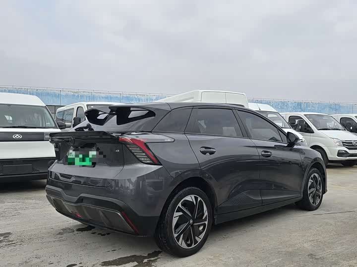 Фото 4 - MG Motor 4 EV