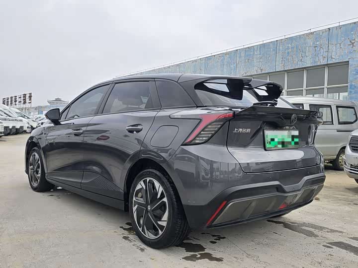 Фото 6 - MG Motor 4 EV