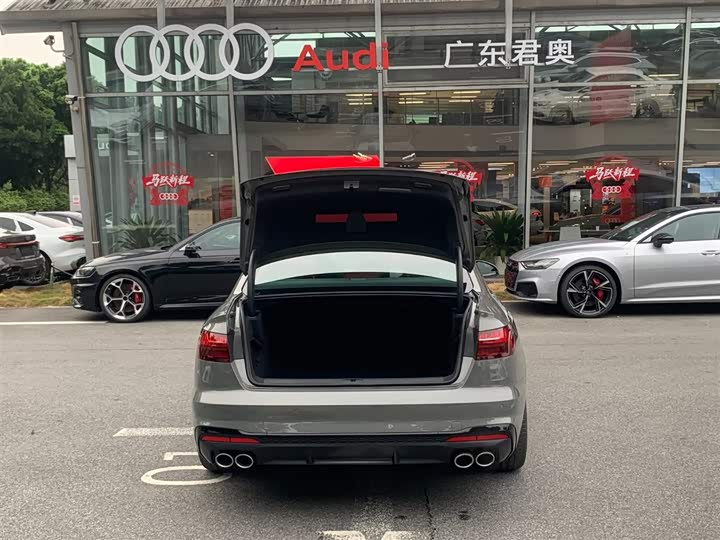 Фото 6 - Audi S4