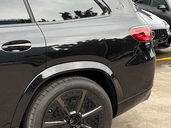 Photo 6 - Mercedes-Benz Maybach GLS