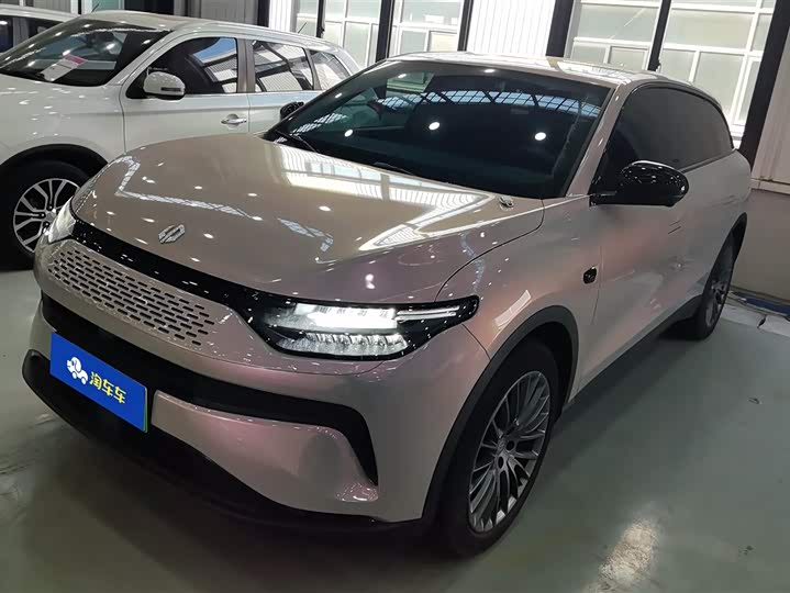 Photo 1 - Leapmotor C11