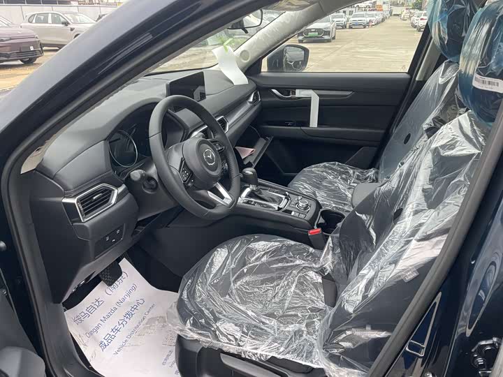 Фото 8 - Mazda CX-5