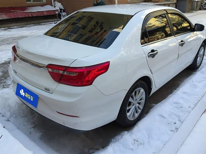 Фото 3 - Geely Vision