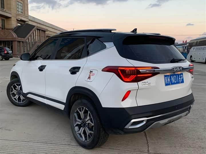 Фото 6 - Kia KX3