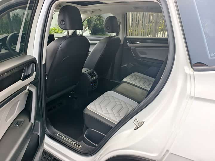 Фото 6 - Volkswagen Tayron