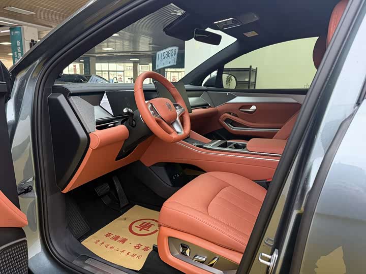 Фото 3 - BYD Tang L