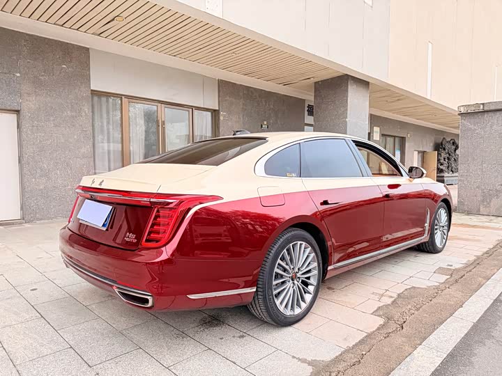 Фото 8 - Hongqi H9