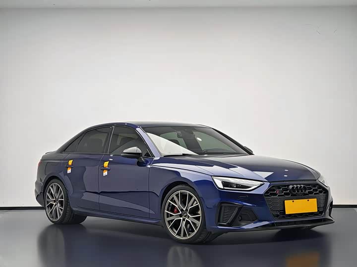 Фото 2 - Audi S4