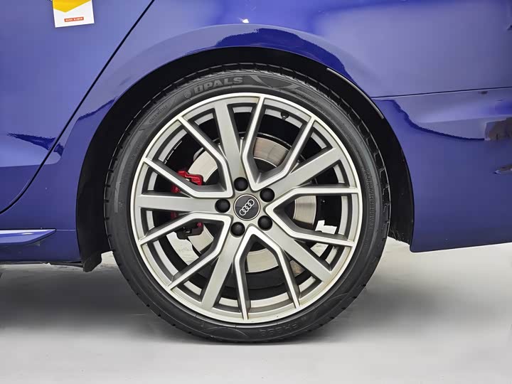 Фото 8 - Audi S4