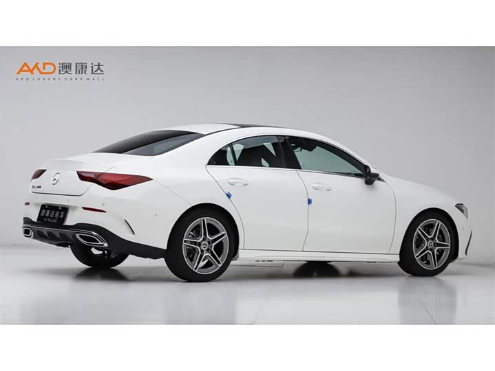 Фото 3 - Mercedes-Benz CLA-Class