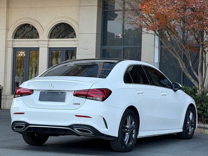 Фото 8 - Mercedes-Benz A-Class