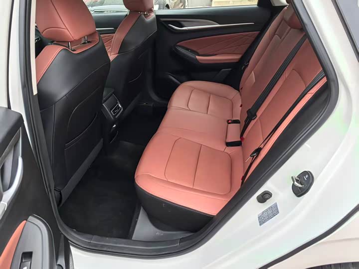 Фото 6 - Changan Eado Plus