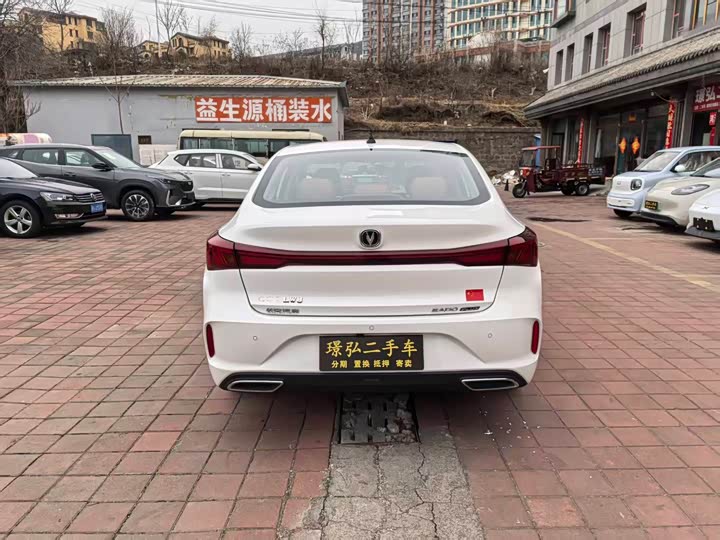 Фото 8 - Changan Eado Plus