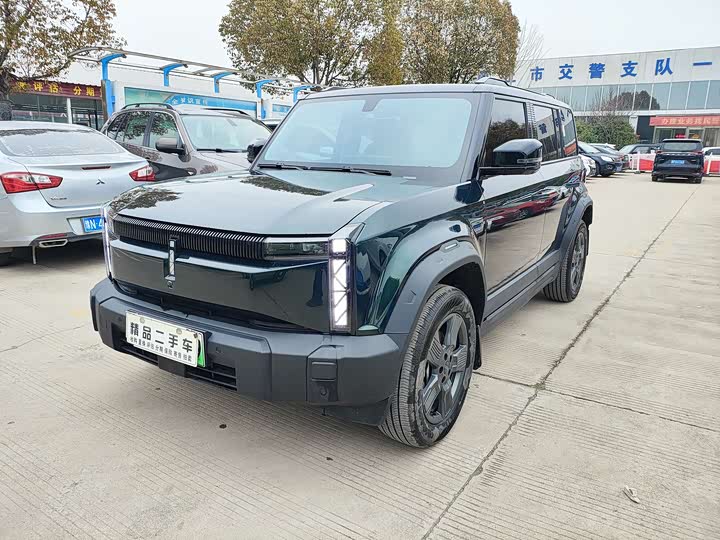 Фото 1 - Chery iCar 03