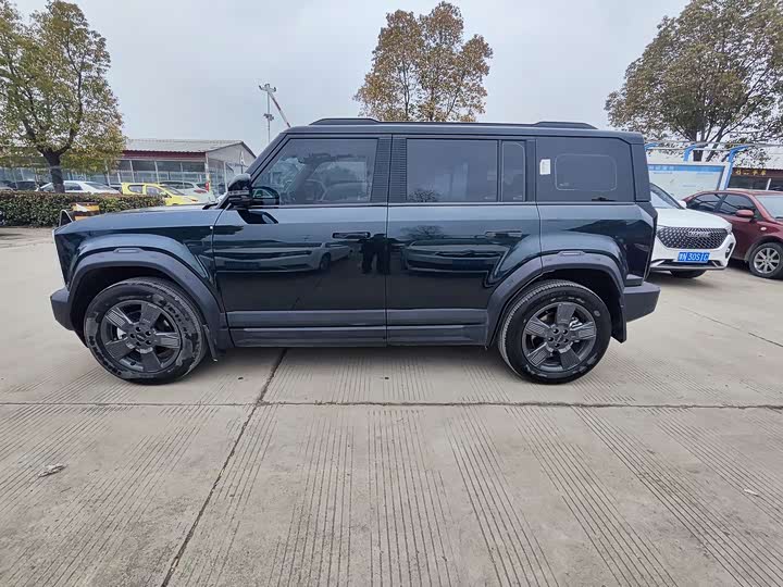 Фото 8 - Chery iCar 03