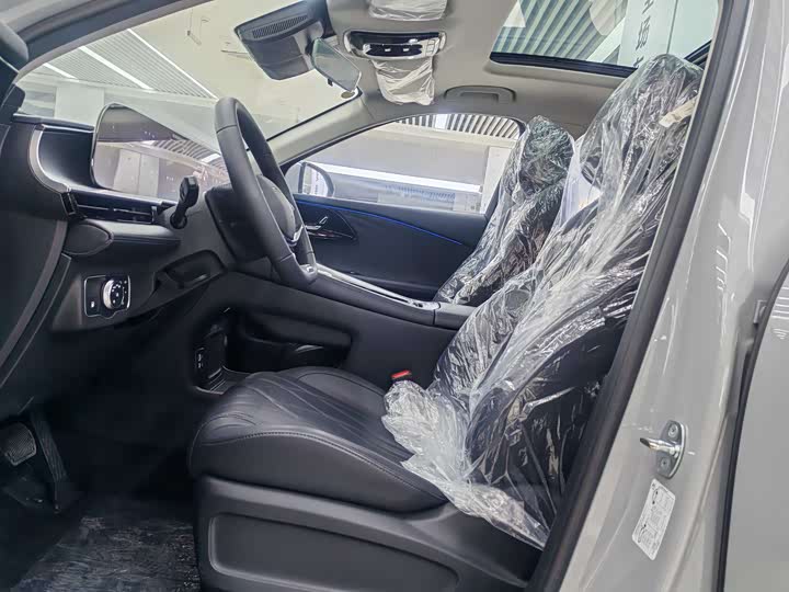 Фото 4 - Exeed RX C-DM Hybrid