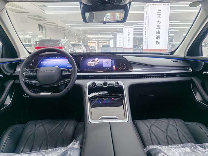 Фото 5 - Exeed RX C-DM Hybrid