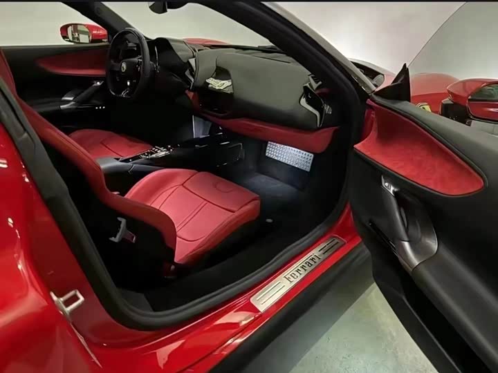 Photo 2 - Ferrari SF90