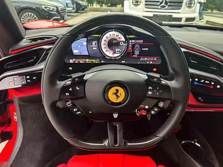 Photo 3 - Ferrari SF90