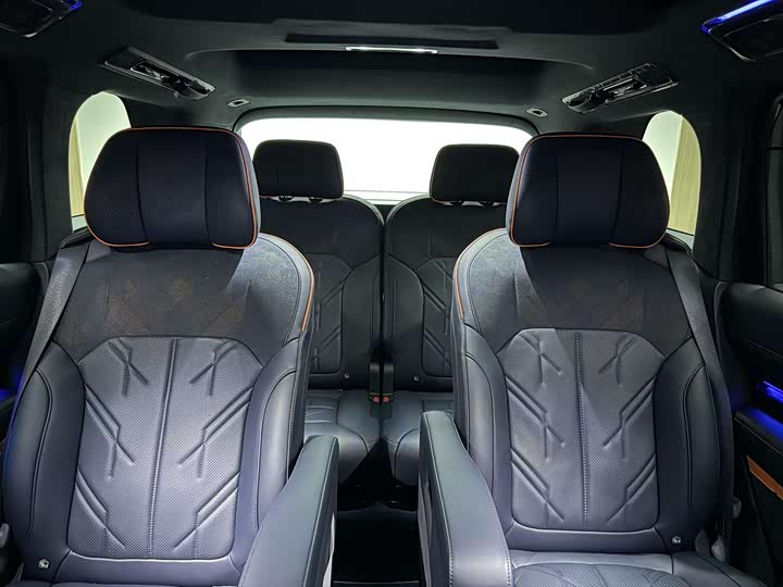 Фото 7 - Zeekr 9X