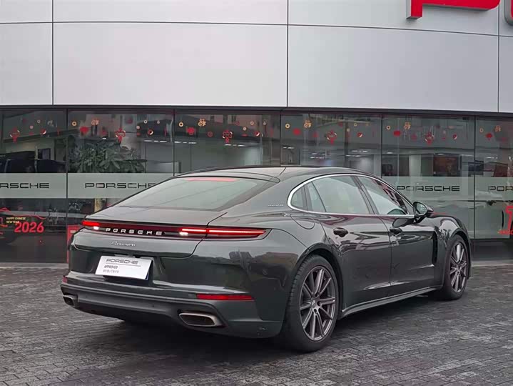 Фото 6 - Porsche Panamera