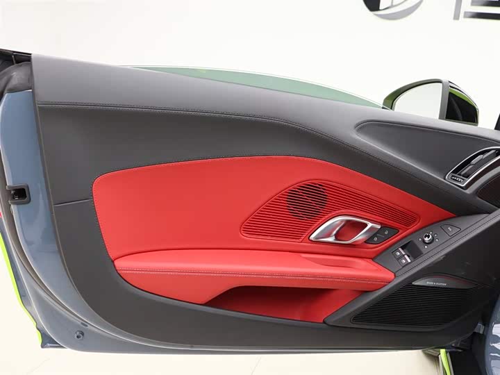 Фото 6 - Audi R8