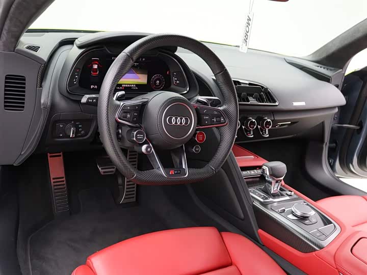 Фото 7 - Audi R8