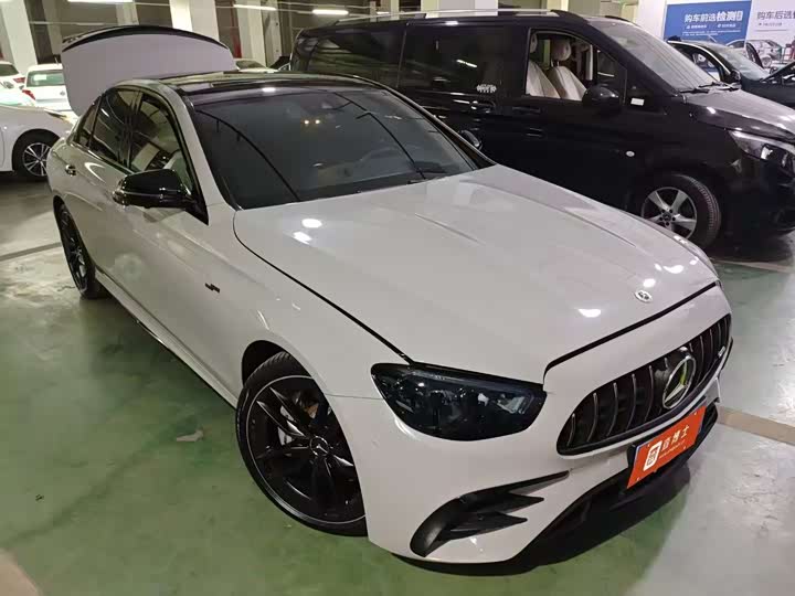 Photo 1 - Mercedes-Benz E-Class AMG