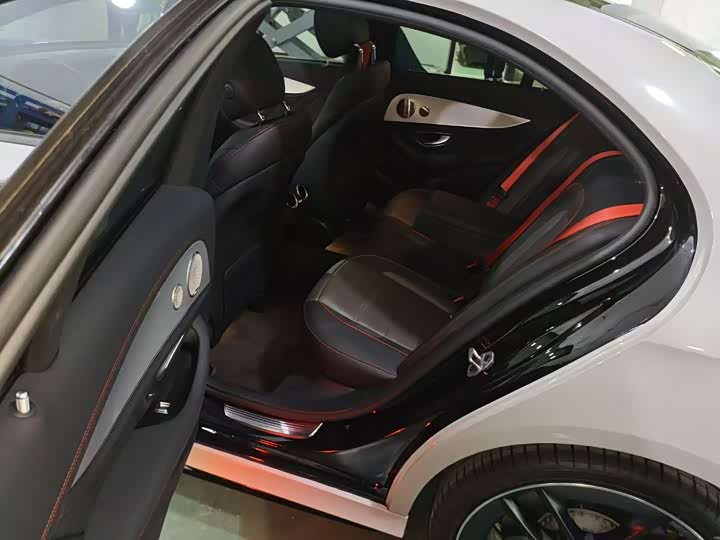 Photo 3 - Mercedes-Benz E-Class AMG