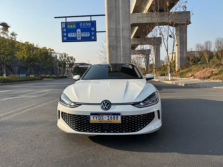 Фото 3 - Volkswagen Lamando L