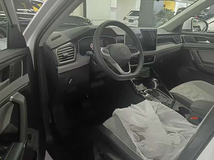 Photo 9 - Volkswagen Tayron