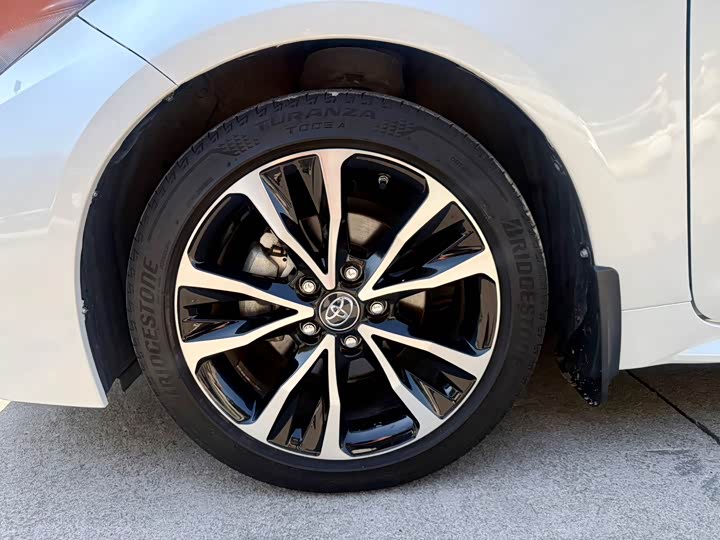 Photo 8 - Toyota Levin