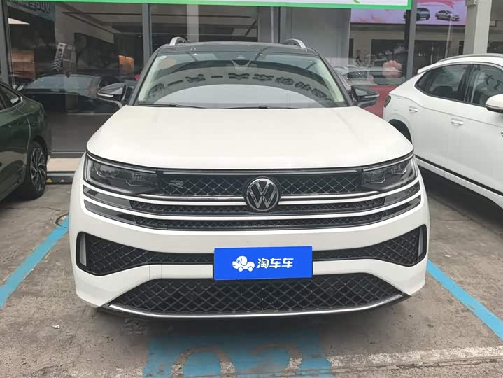 Фото 2 - Volkswagen Tavendor