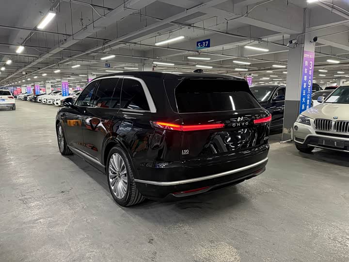 Фото 4 - Nio Onvo L90