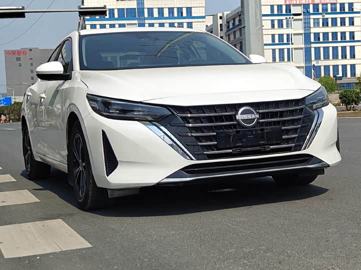 Photo 1 - Nissan Sylphy