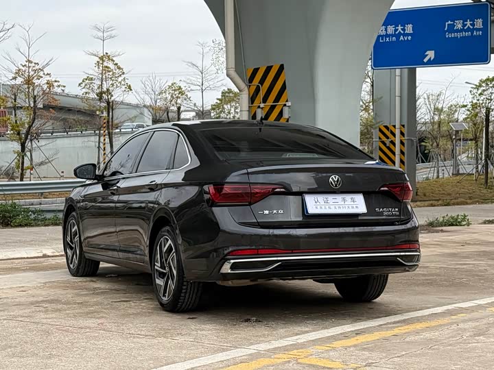 Фото 5 - Volkswagen Sagitar L