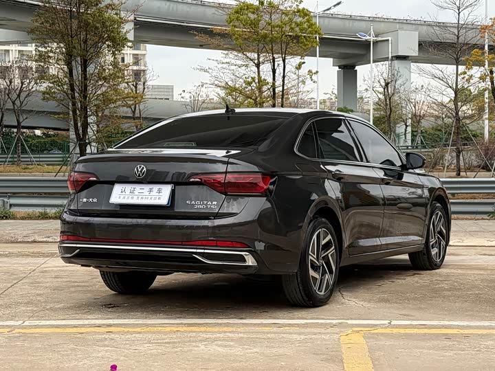 Фото 7 - Volkswagen Sagitar L