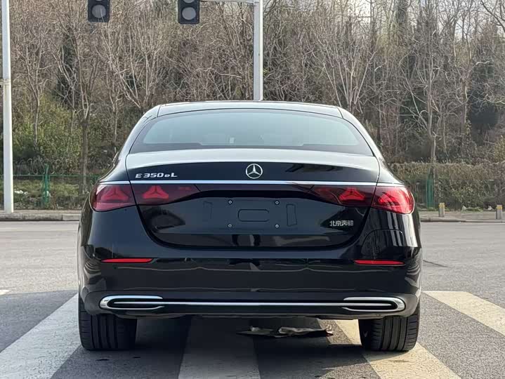 Фото 8 - Mercedes-Benz E-Class Hybrid