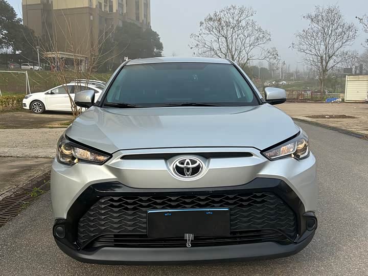 Фото 2 - Toyota Frontlander