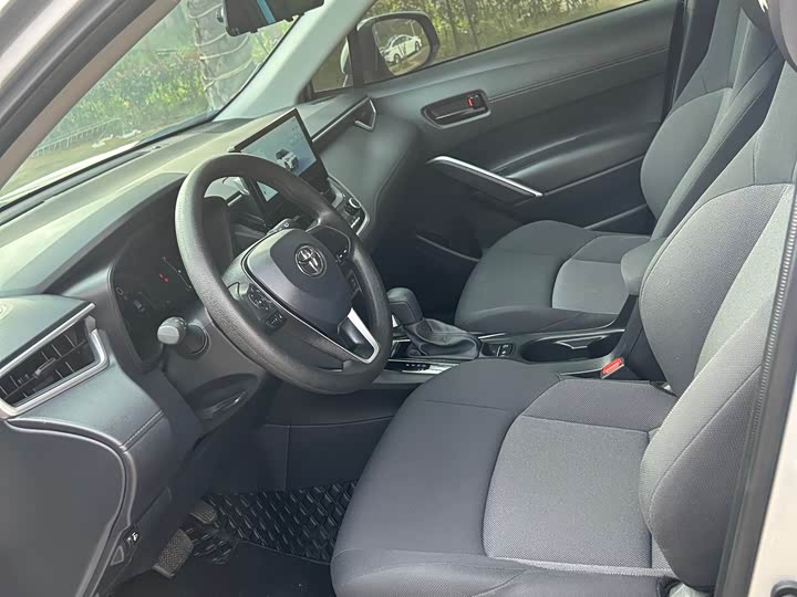 Фото 4 - Toyota Frontlander