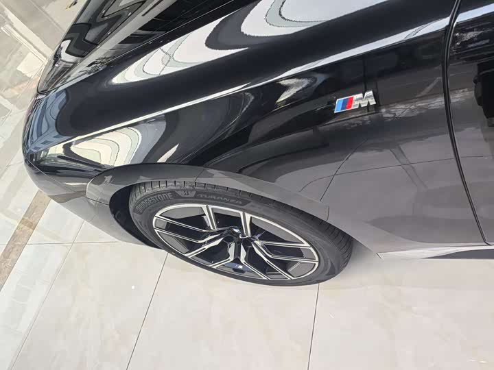 Фото 3 - BMW 7 Series