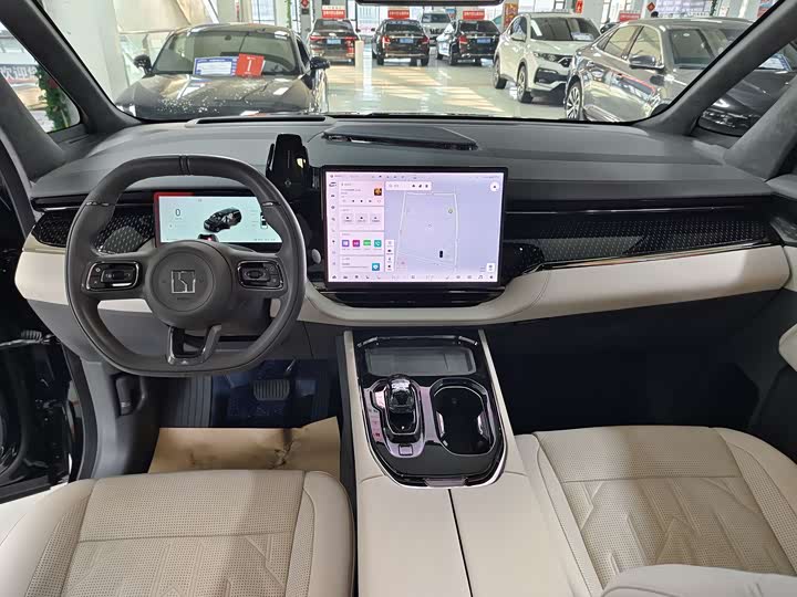 Фото 9 - Zeekr 009